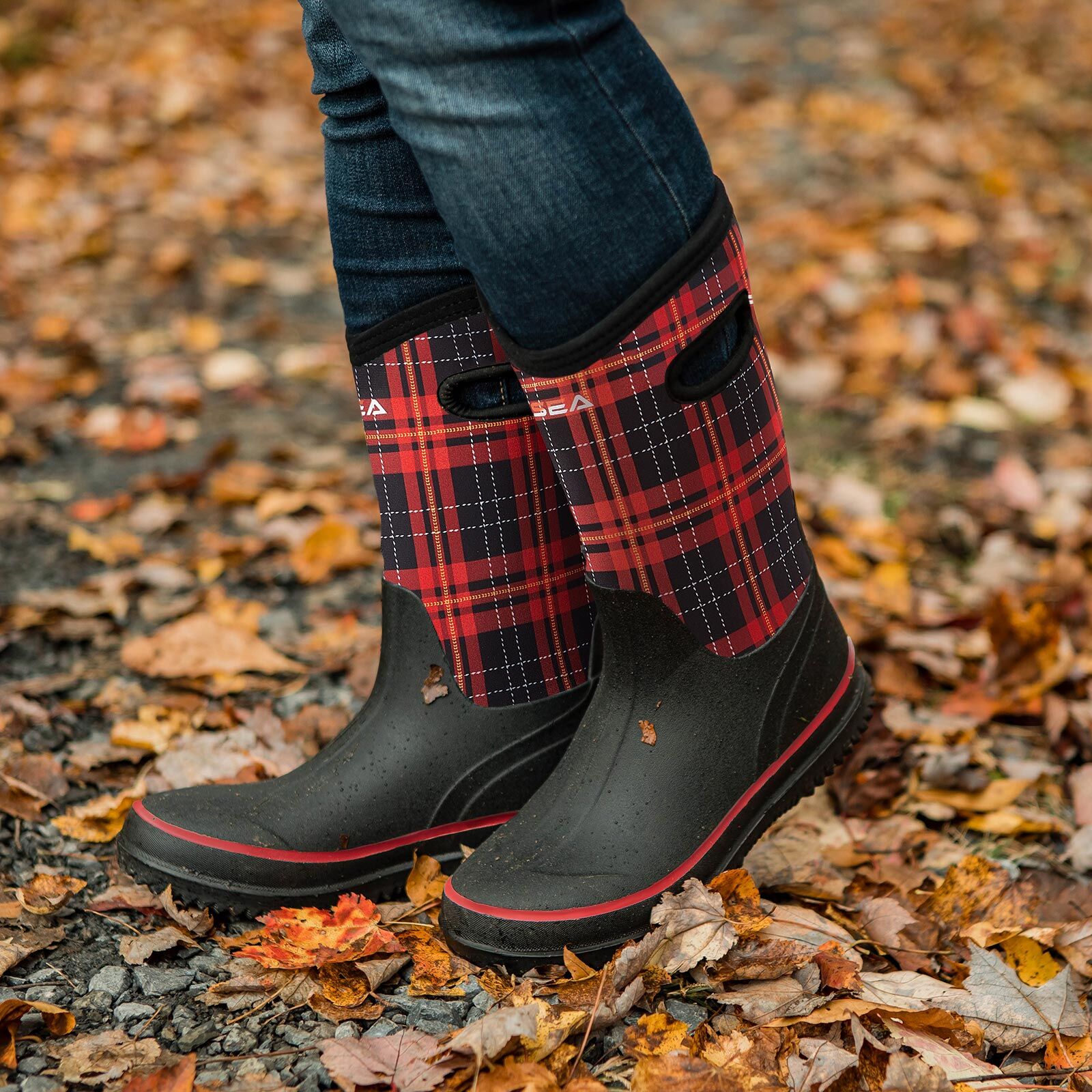 Red Women's Mid-Calf Barn Boots for XSX16WCP image 6