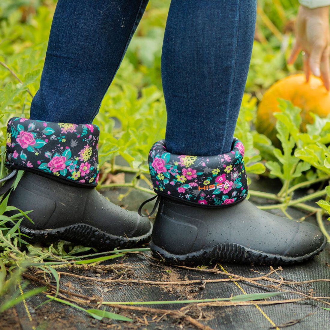 Women's Mid-Calf Rubber Garden Boots